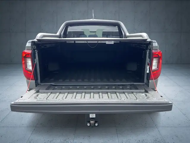 Volkswagen Amarok view 12