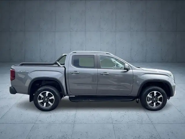 Volkswagen Amarok view 6