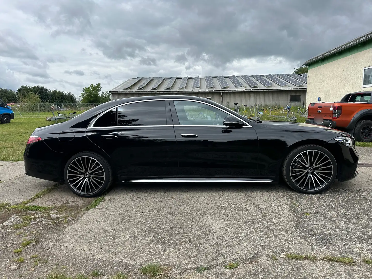 Mercedes-Benz S 350 S-Klasse Diesel d 4Matic L 9G-TRONIC Schwarz - 1