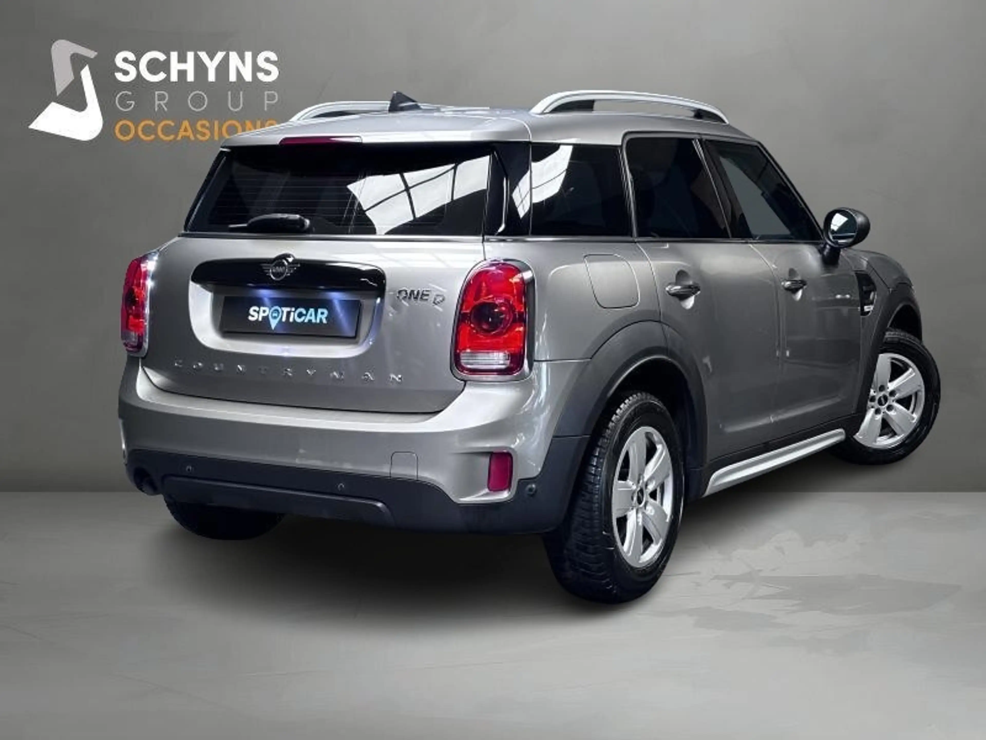 MINI One D Countryman 2 — photo 3