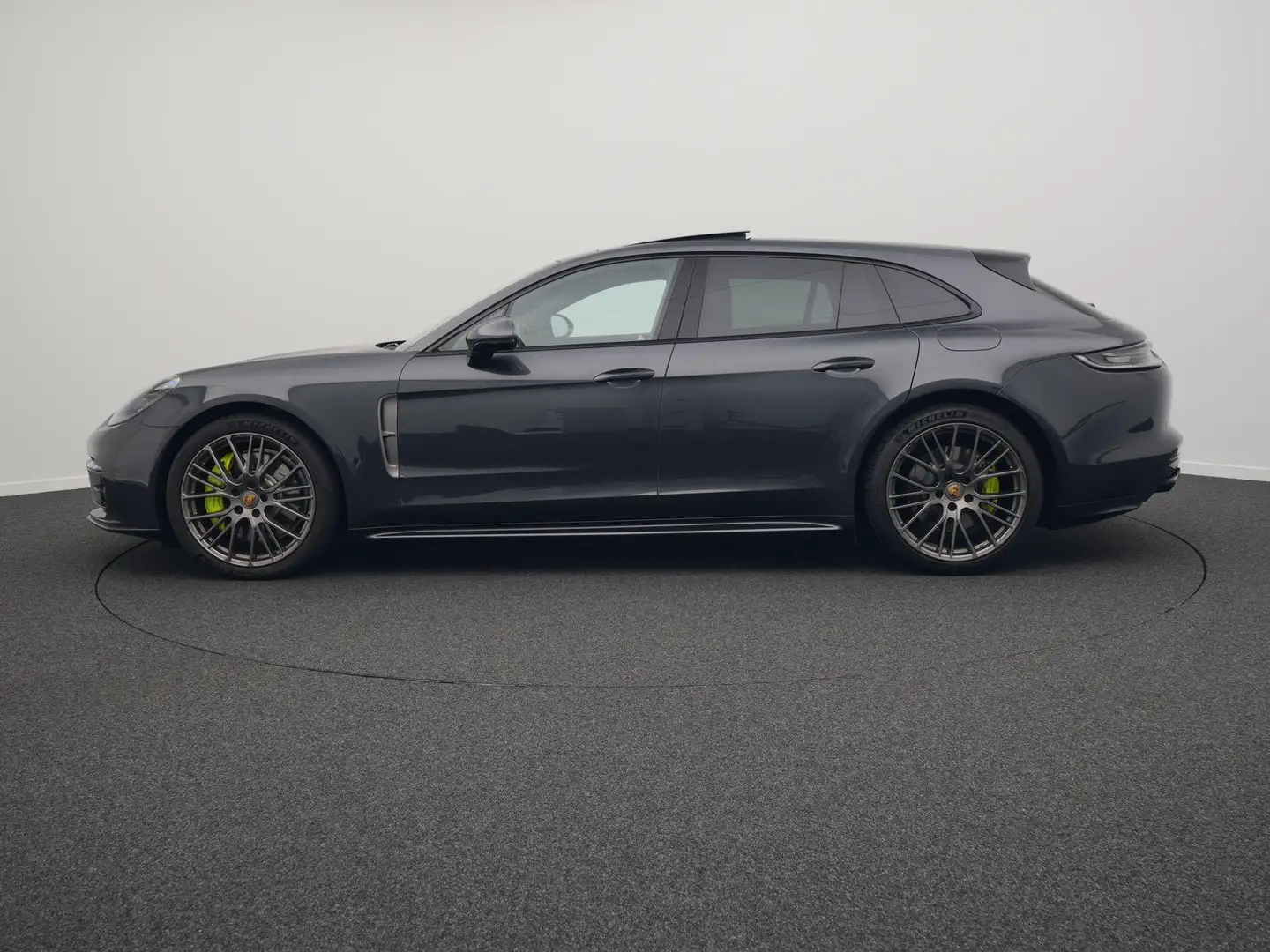 Porsche Panamera 4 E-Hybrid Sport Turismo Platinum Edition Grijs - 2