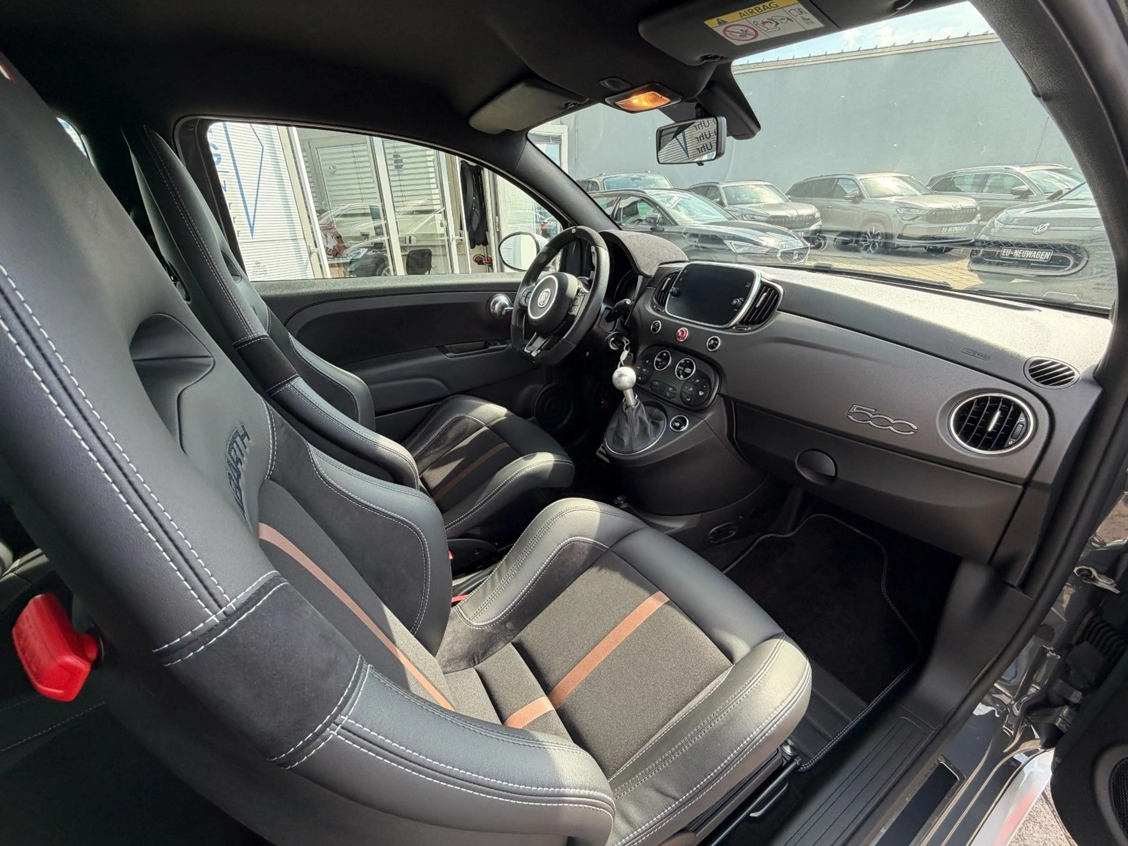 Abarth 695 1.4 T-Jet 70° Anniversario 1HD BEATS SCHALEN — photo 10
