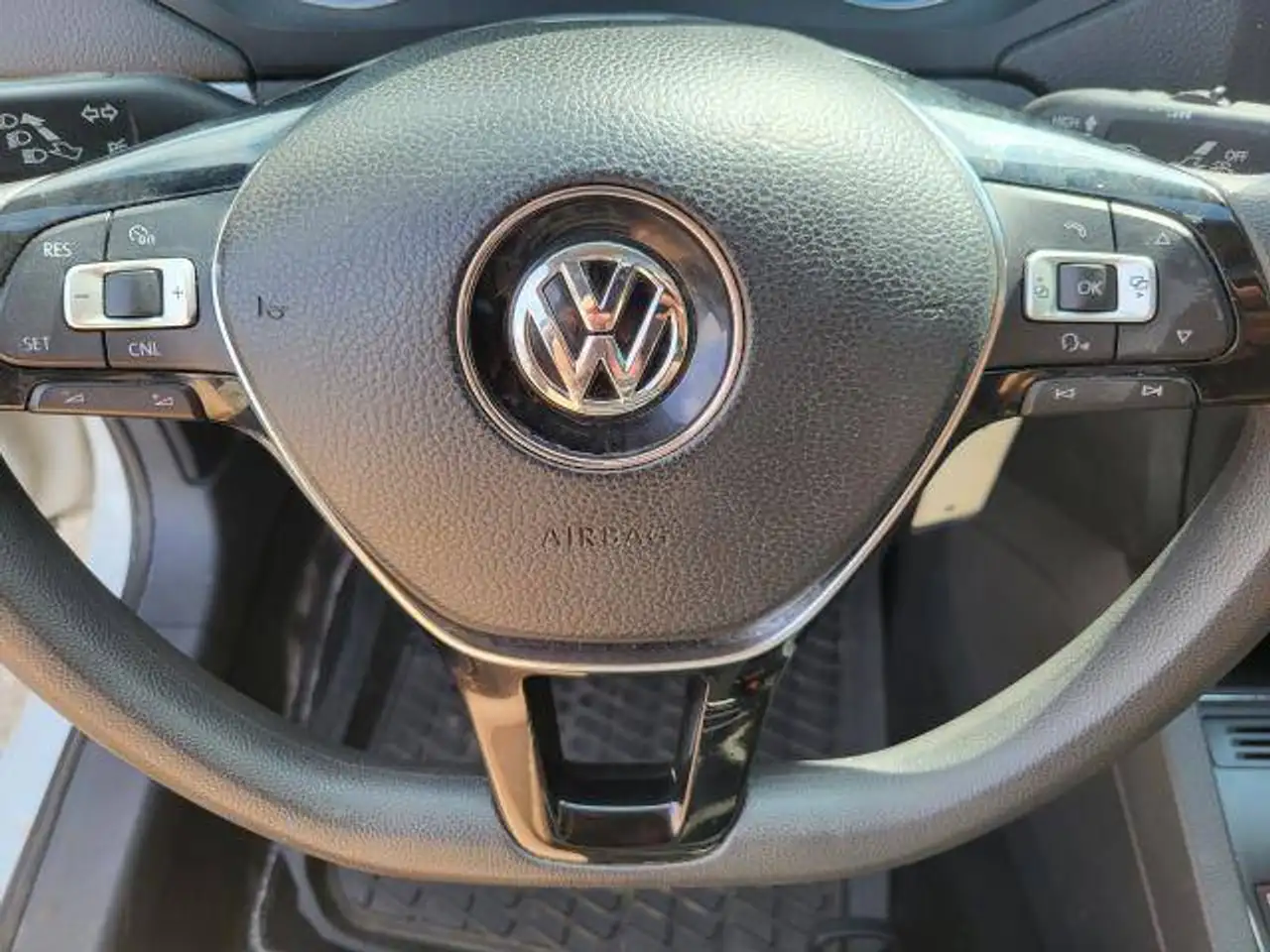 Volkswagen Jetta photo Volkswagen Jetta