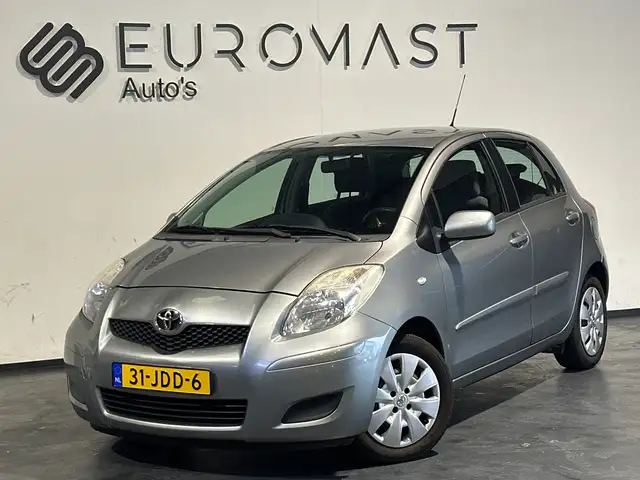 Toyota Yaris 1.3 VVTi Aspiration Airco - 5deurs - Automaat - Ni