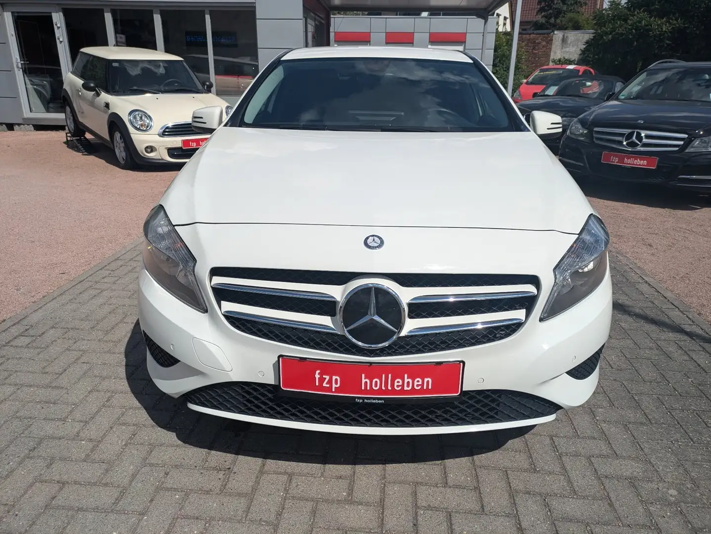 Mercedes-Benz A 180 A 180 BlueEfficiency (176.042) Bianco - 2