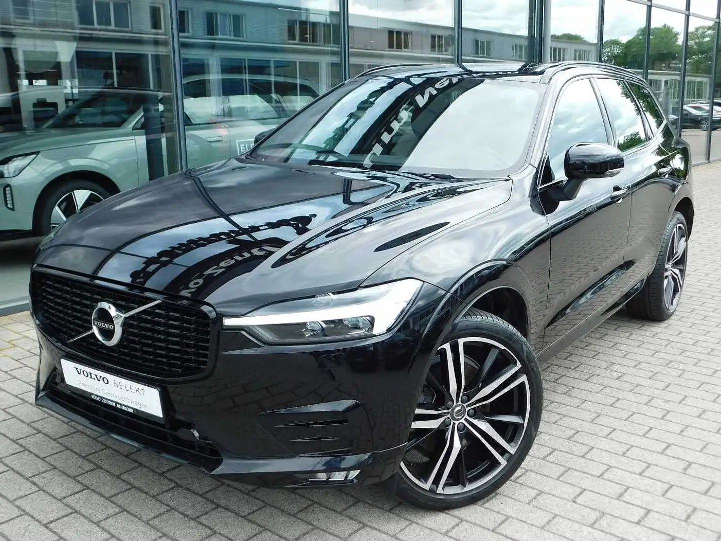 Volvo XC60 Diesel B4 D AWD R-Design '21'-Zoll, AHK, PANO' Zwart - 1