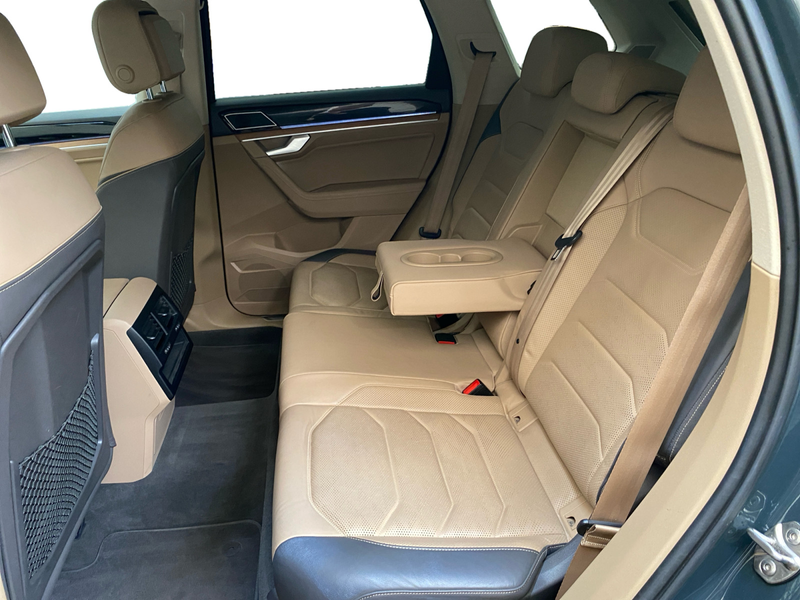 Volkswagen Touareg 3.0 V6 TDI Atmosphere — photo 11