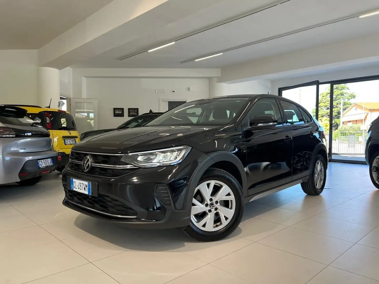 Volkswagen Taigo 1.0 TSI 95 CV Life Noir - 2