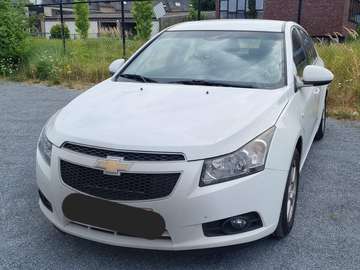 Cruze hatchback 1.6i LS