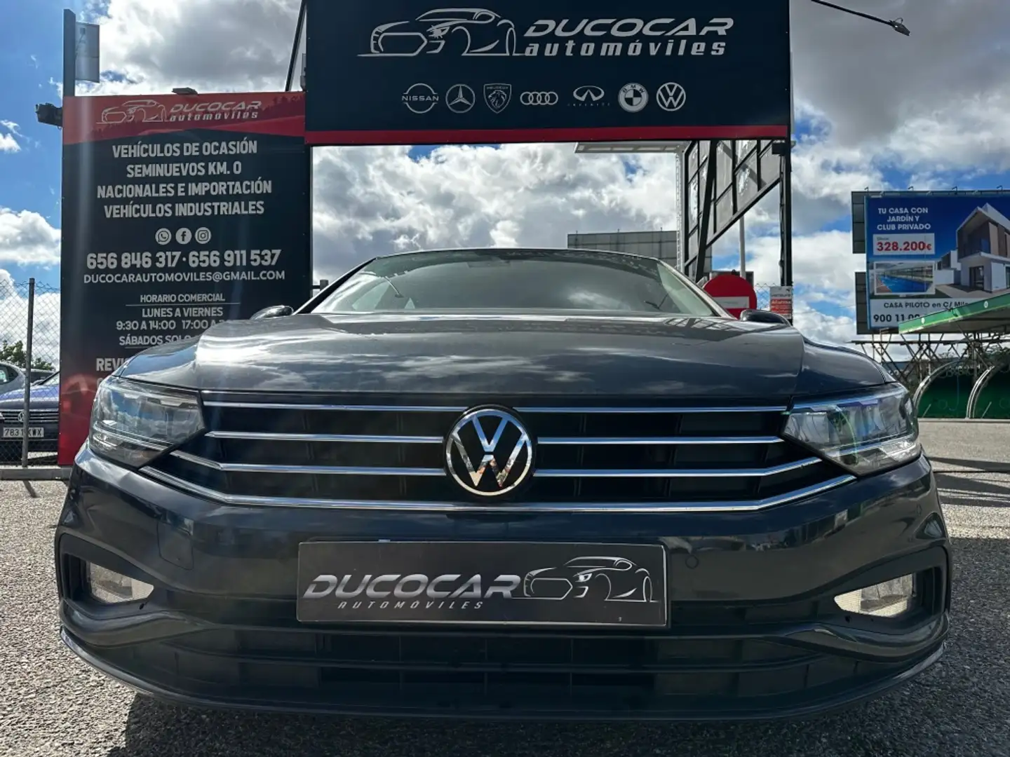 Volkswagen Passat 1.6TDI Business DSG7 Gris - 1