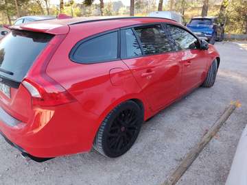 V60 DRIVe 115 ch Momentum Powershift A