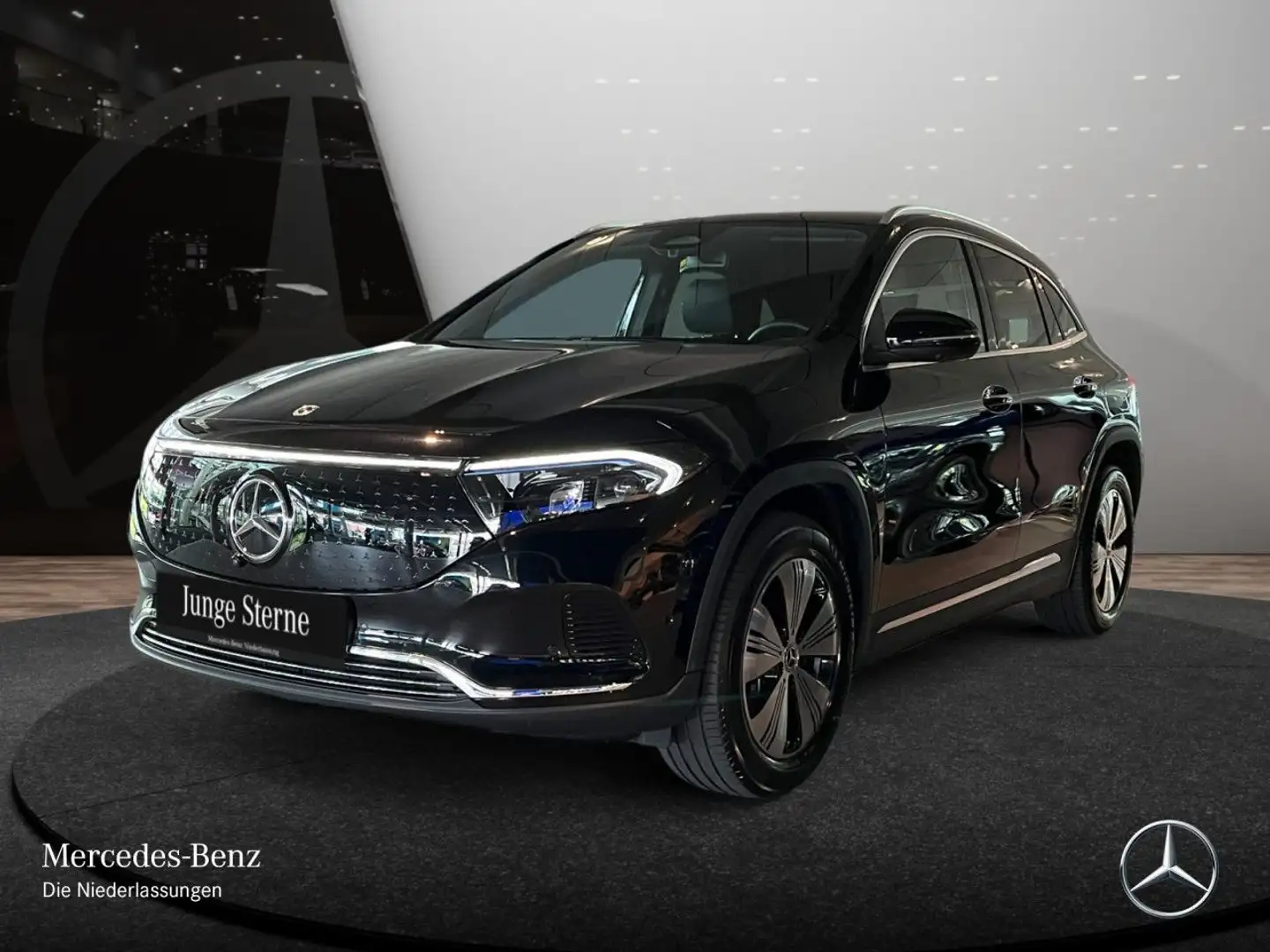 Mercedes-Benz EQA 300 4M PROG+PLUS-PAKET+360+KEYLESS+SPUR Negro - 2