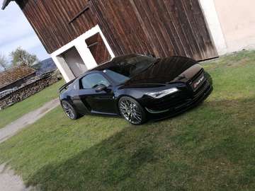 Coupé 4,2 quattro R tronic