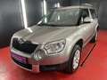 Skoda Yeti 2,0 TDI *4x4 *1.Besitz *AHK *Top Gris - thumbnail 2