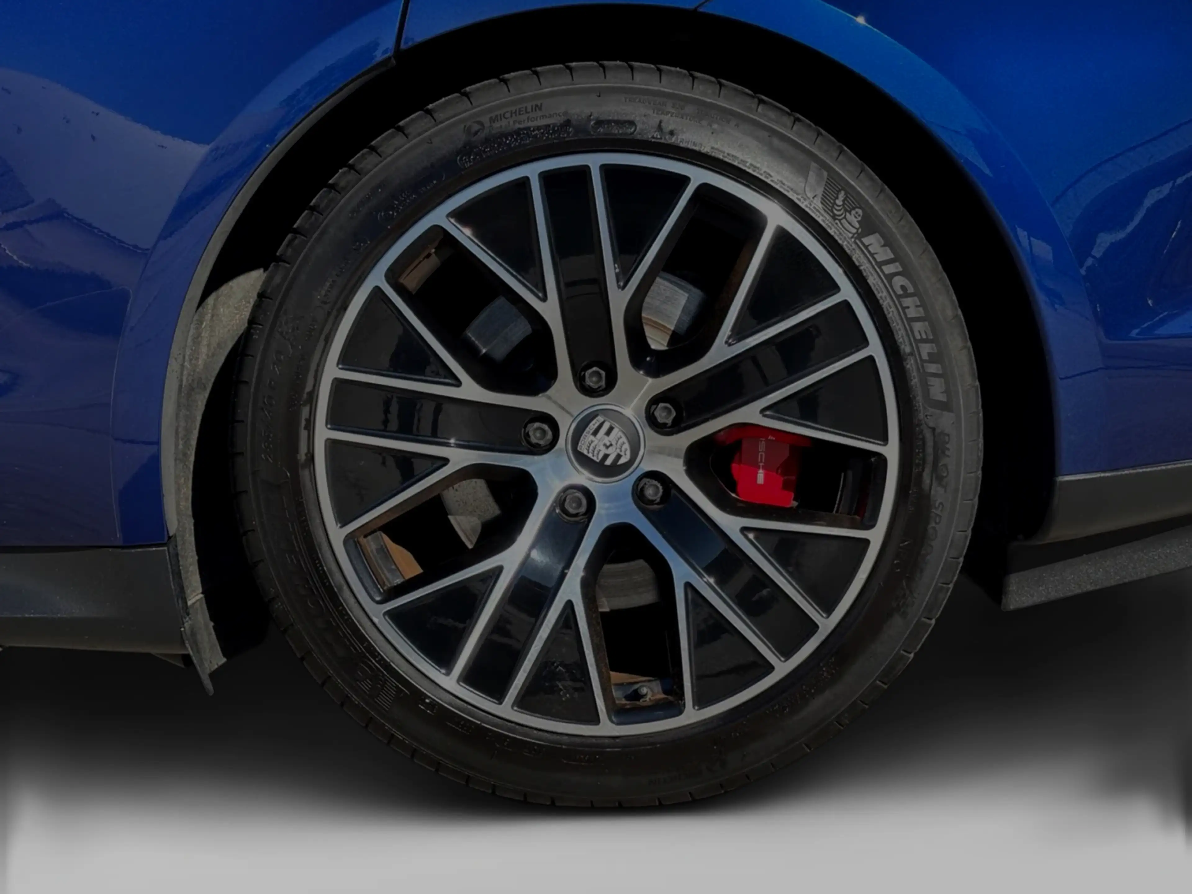 Porsche Taycan 4S Performance 84kWh(Dealer OndH, Carplay, Camera, — photo 18