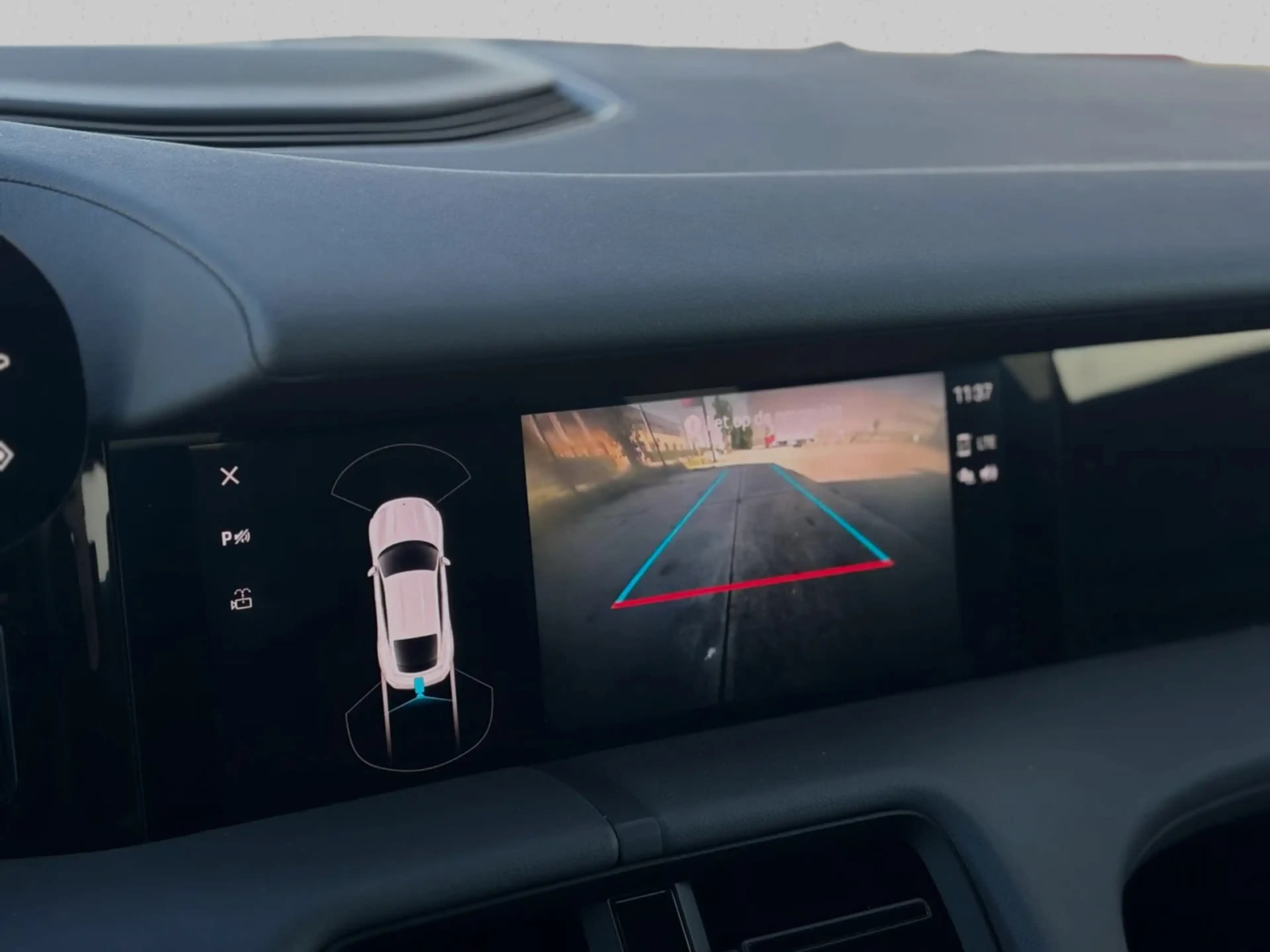 Porsche Taycan 4S Performance 84kWh(Dealer OndH, Carplay, Camera, — photo 13
