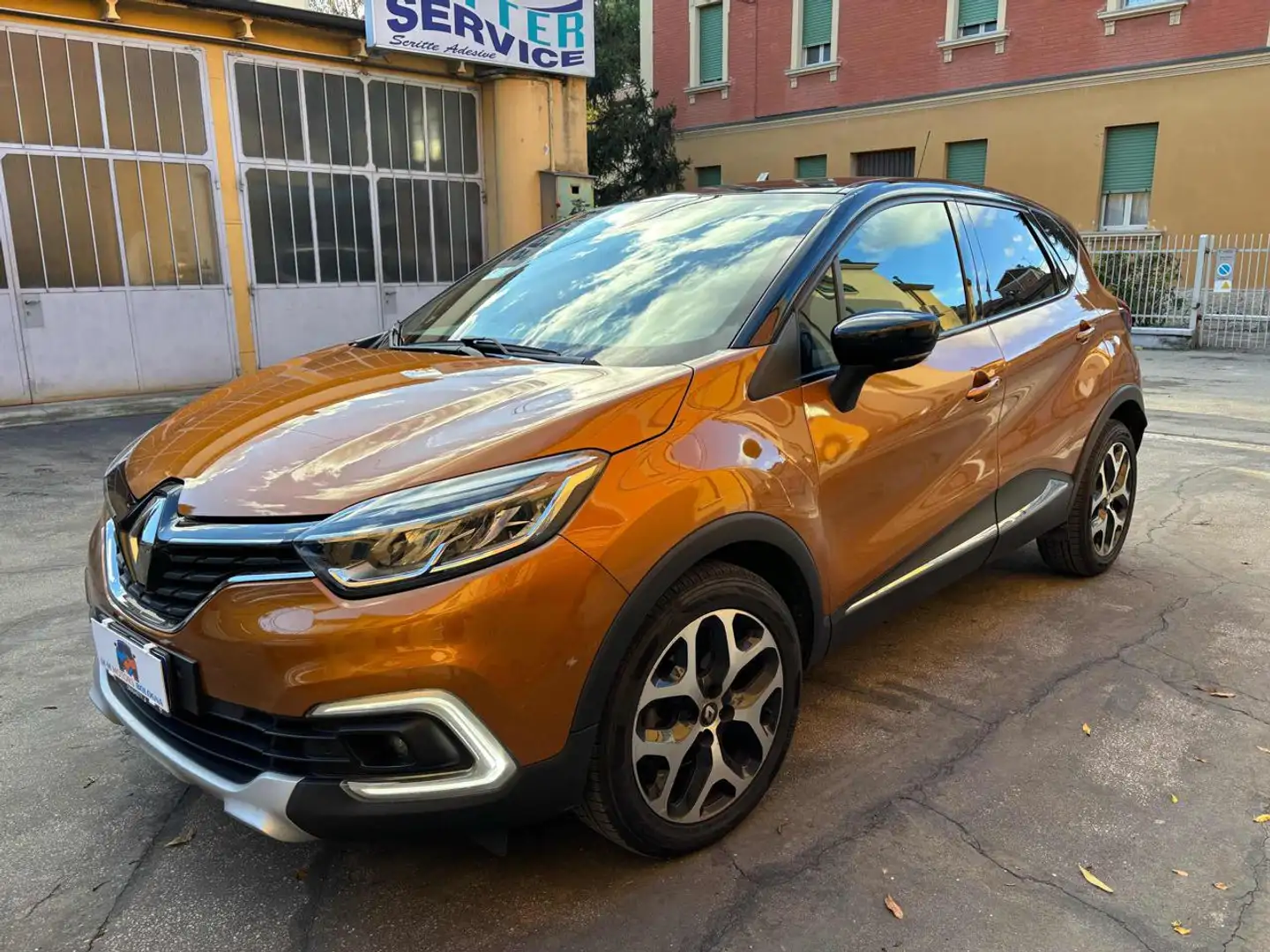 Renault Captur dCi 8V 90 CV Start&Stop Energy Sport "ProMMo" Arancione - 1