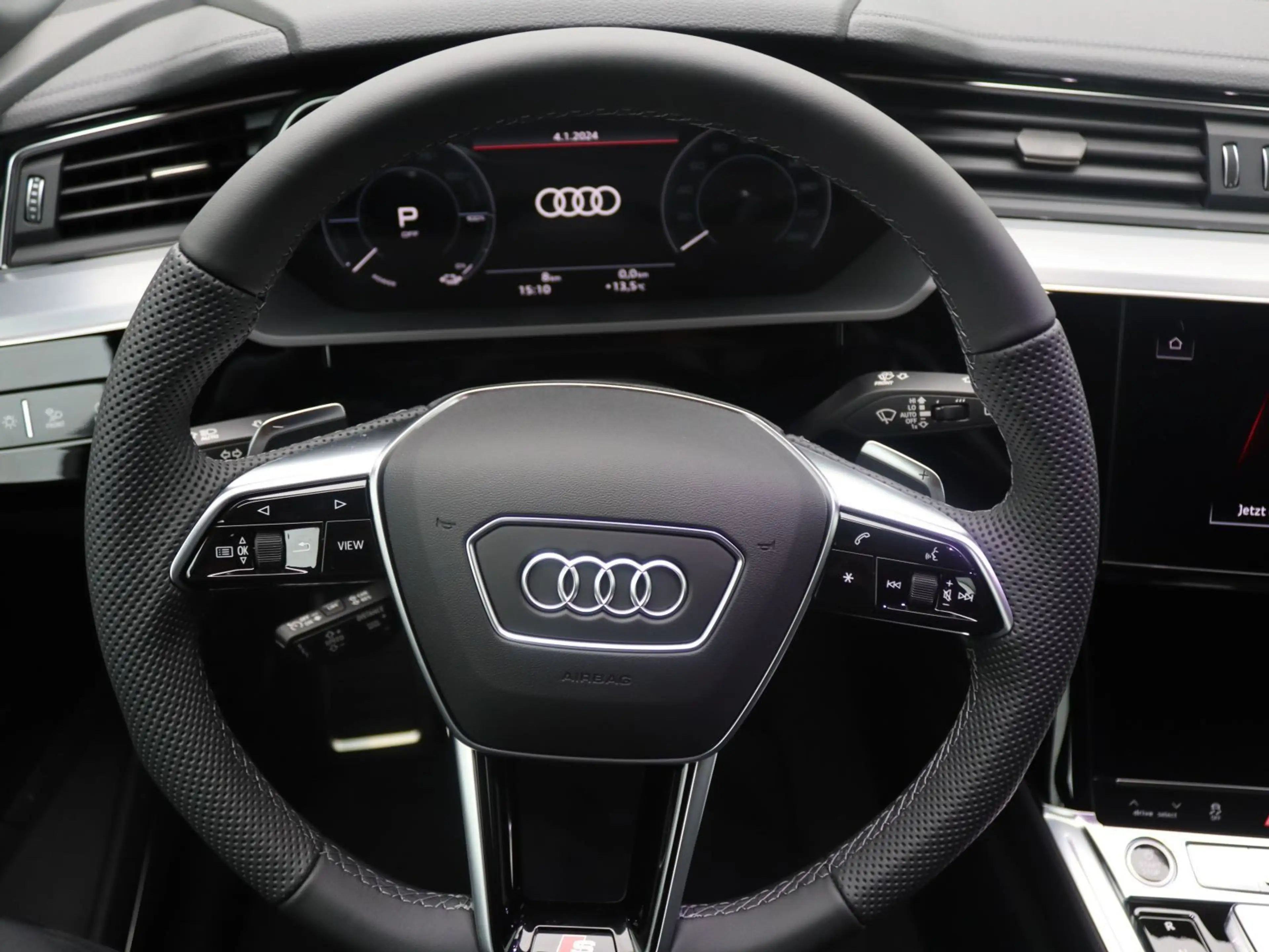 Audi Q8 e-tron S-Line 55 quattro /Pano,Matrix,AHK,Air — photo 15