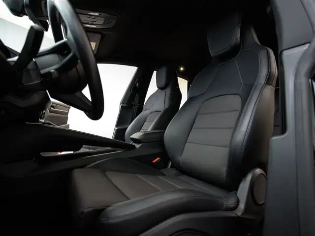 Porsche Macan Ansicht 33