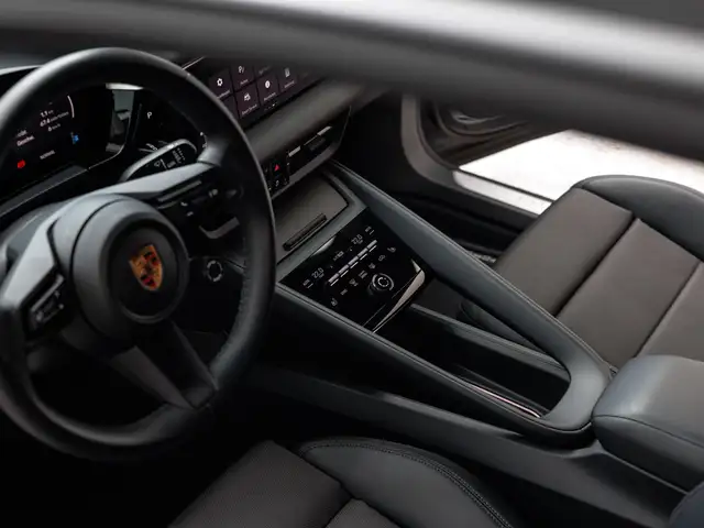 Porsche Macan Ansicht 16