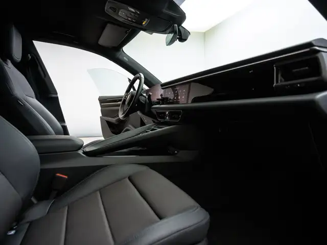 Porsche Macan Ansicht 36