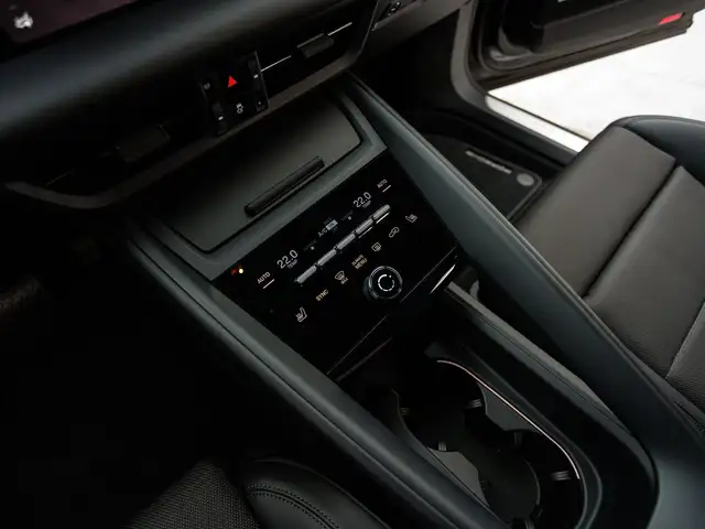 Porsche Macan Ansicht 44