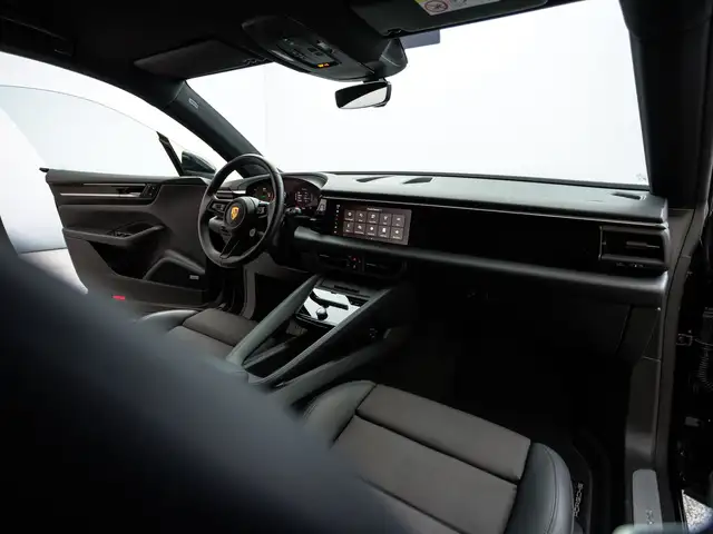 Porsche Macan Ansicht 38