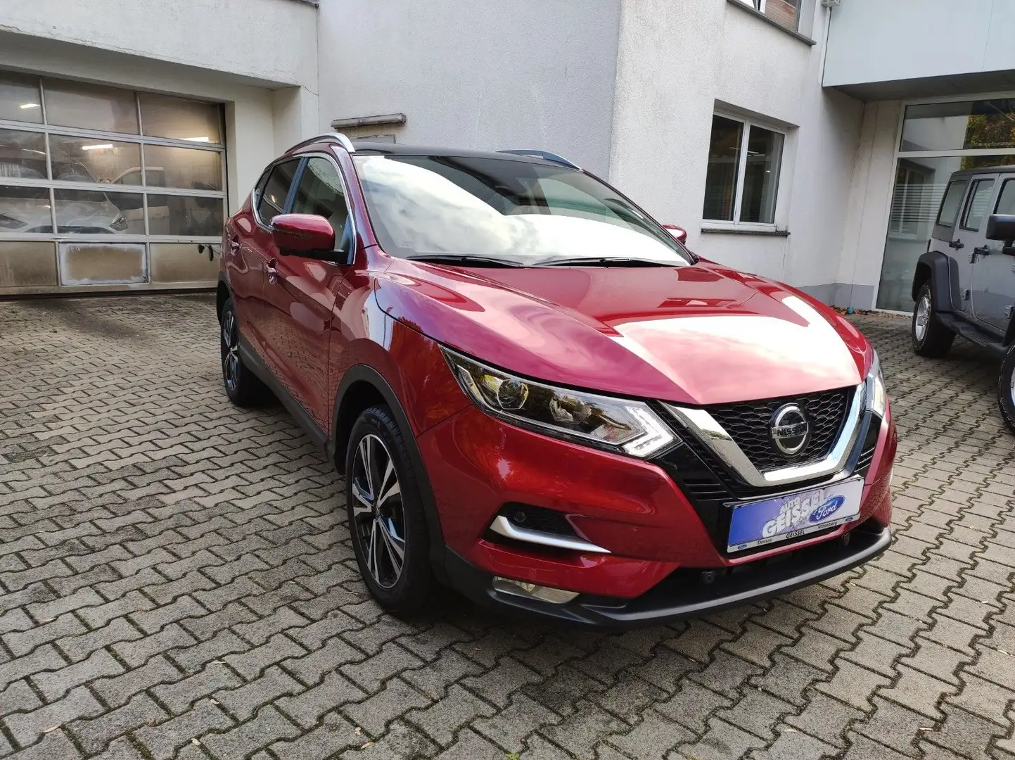 Nissan Qashqai Zama Autom PANO Navi KLIMA Sitzhzg Kamer Rouge - 2