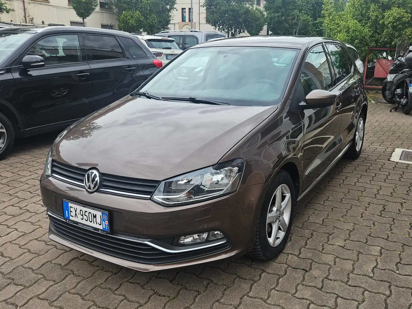 Volkswagen Polo 5p 1.4 tdi bm Comfortline 90cv dsg NAVY-SED.RISC. Коричневий - 2