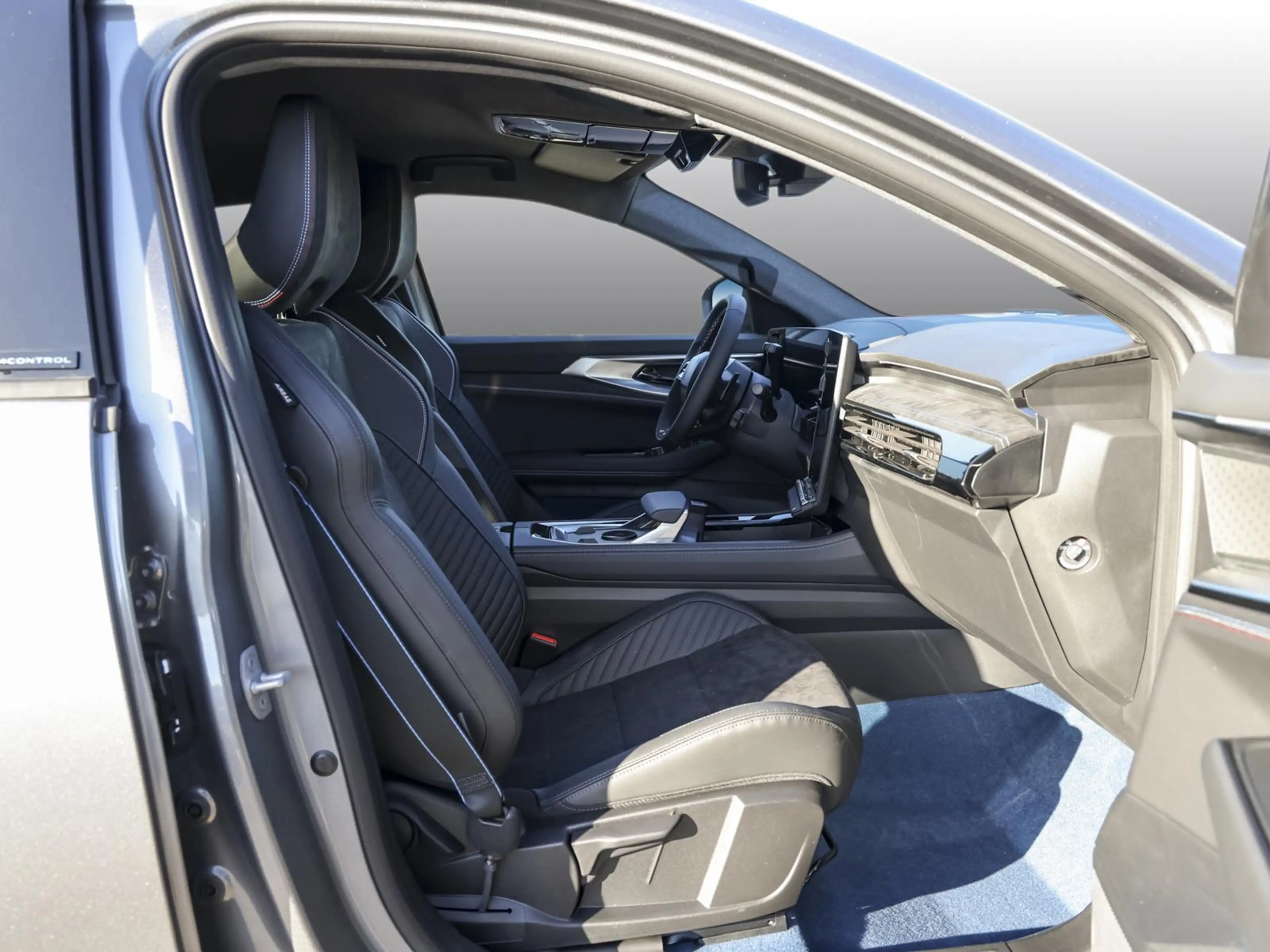 Renault Rafale Esprit Alpine PHEV 4x4  GJR Harman Kardon — photo 3