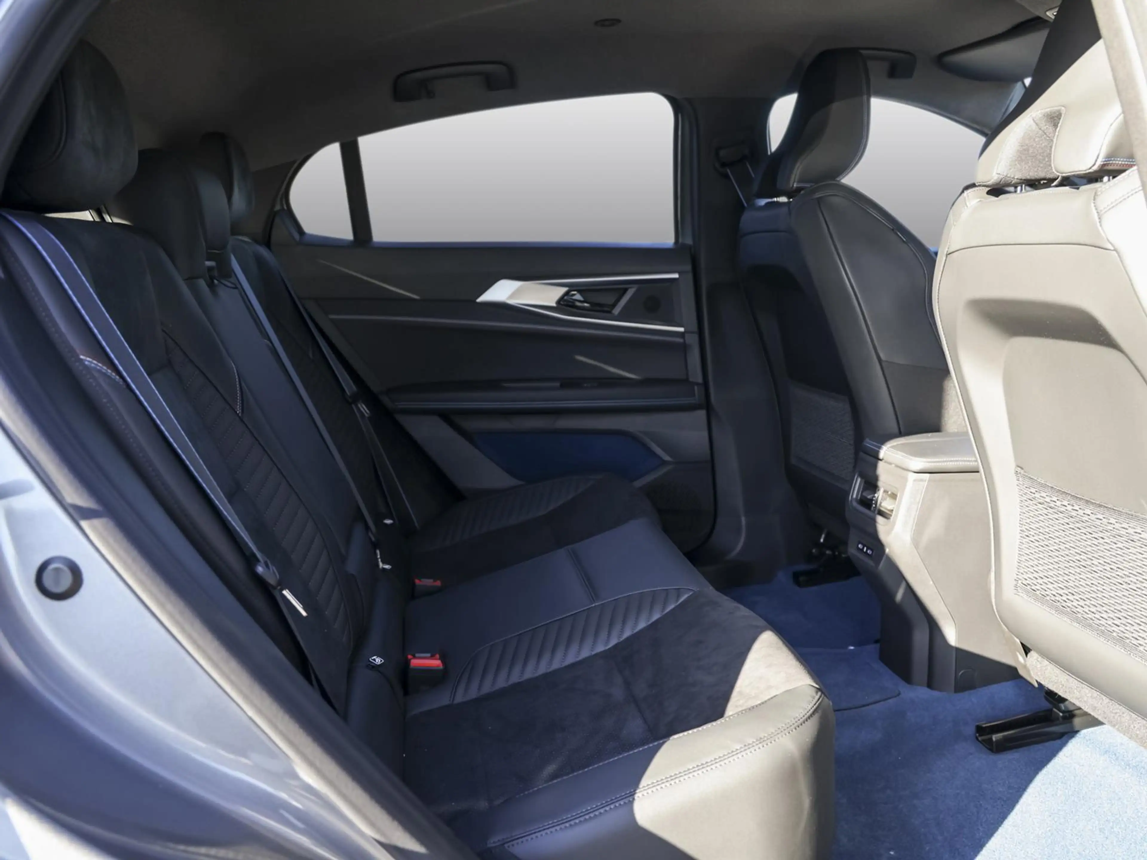 Renault Rafale Esprit Alpine PHEV 4x4  GJR Harman Kardon — photo 4