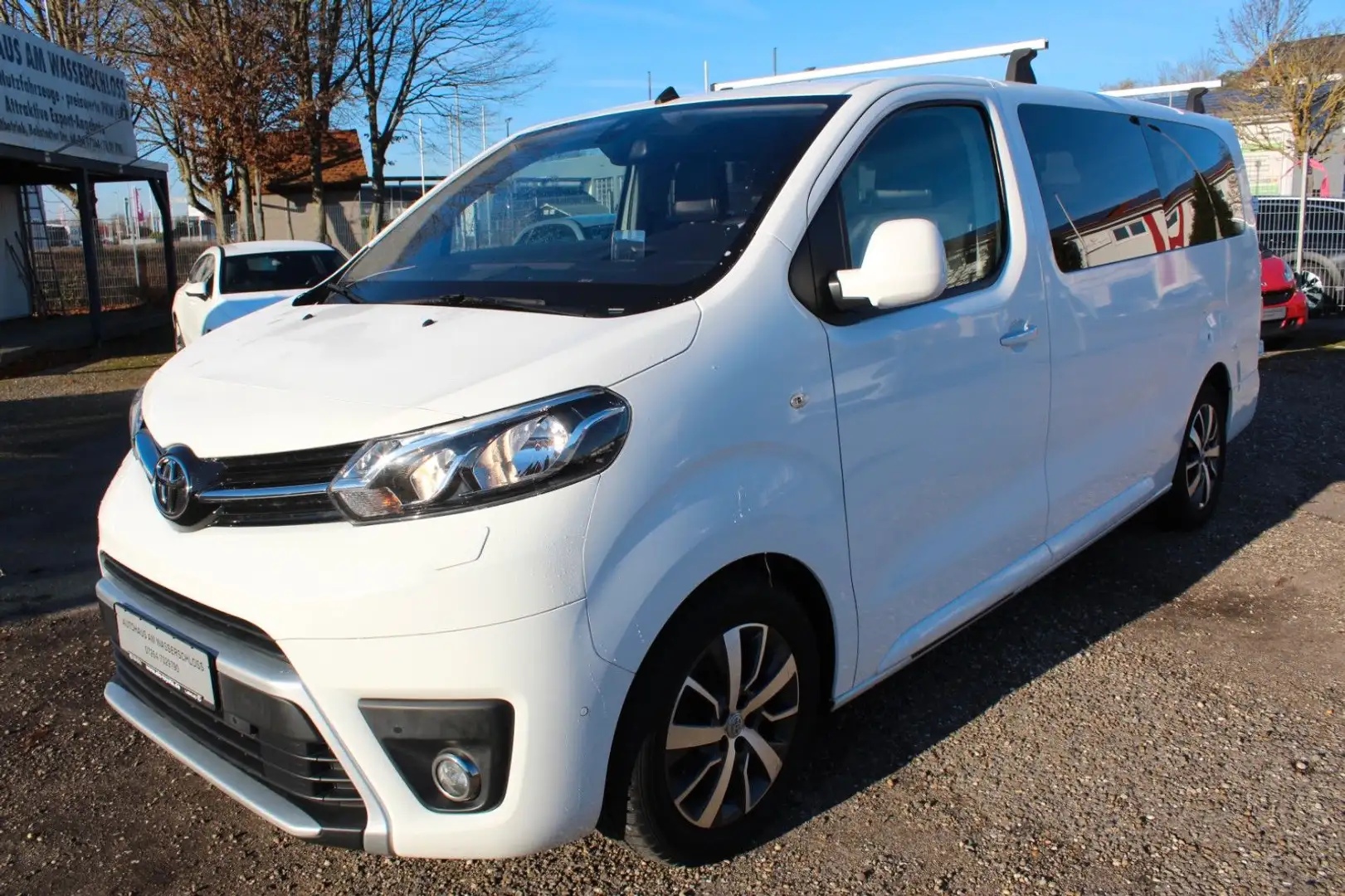 Toyota Proace Verso L2 Shuttle Comfort*2.0  D-4D*9-Sitz Weiß - 1