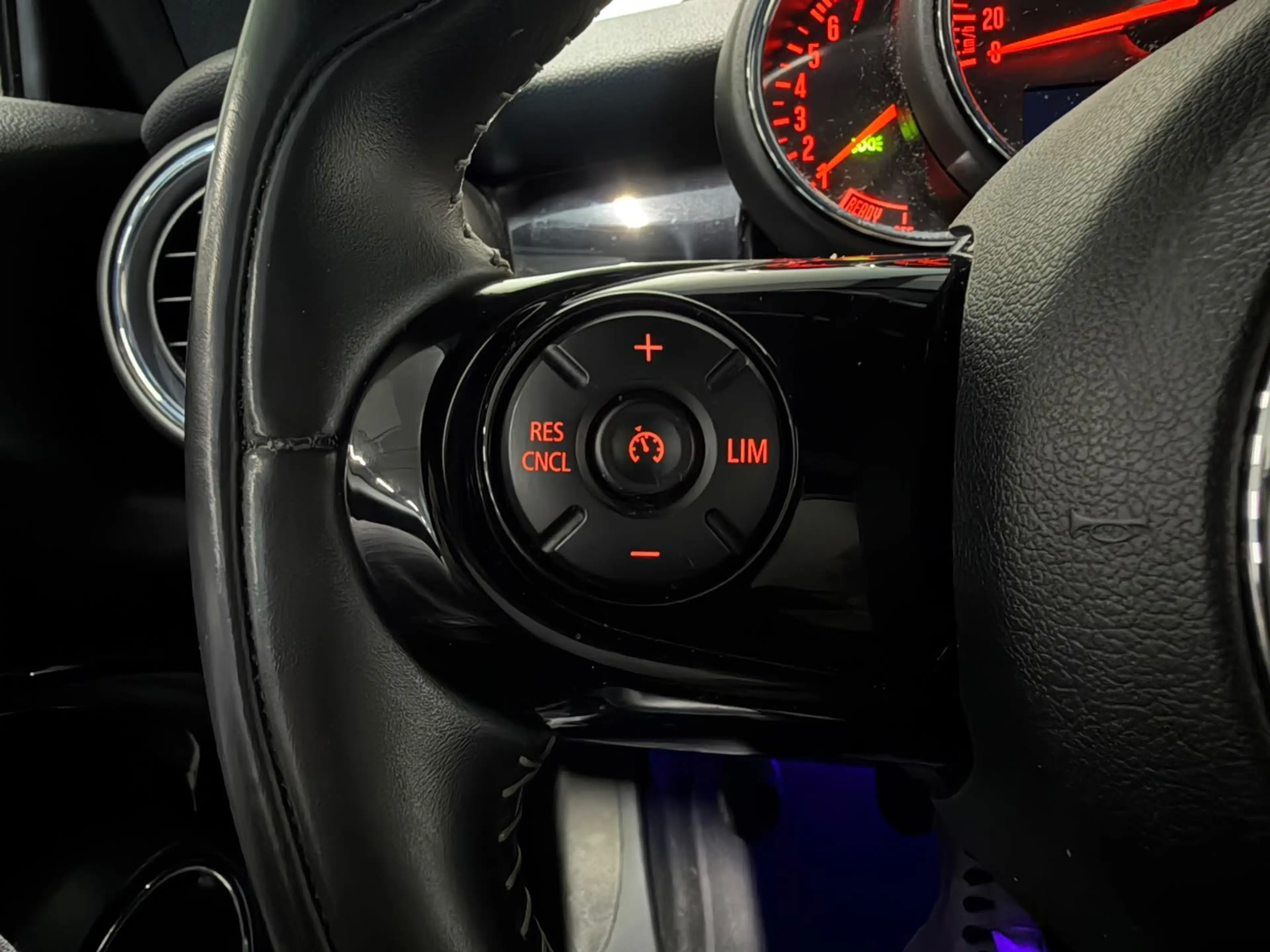 MINI Cooper Cabrio 1.5 Chili Serious Business (LED, LEDER, STOELVERWA — photo 15