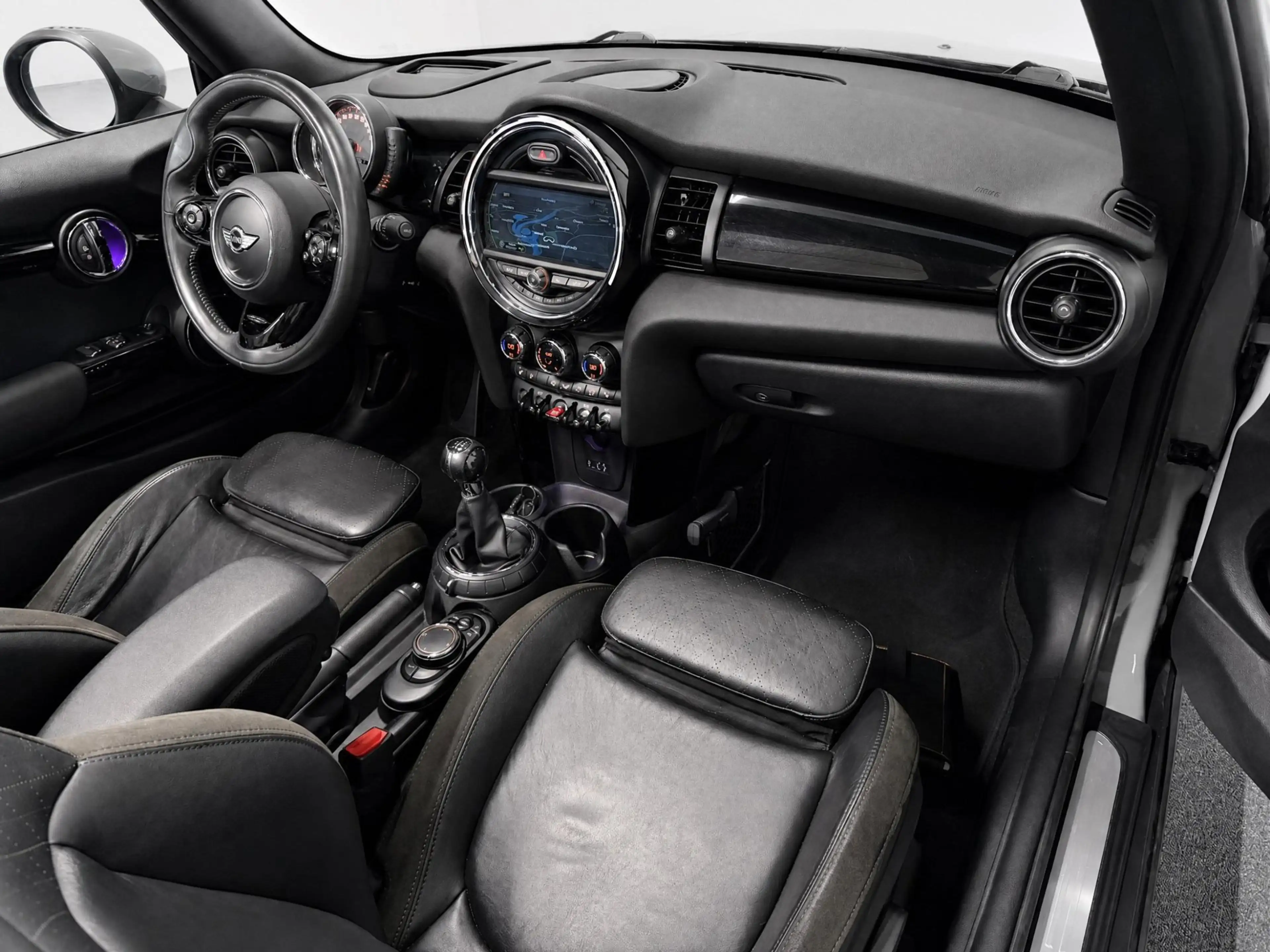 MINI Cooper Cabrio 1.5 Chili Serious Business (LED, LEDER, STOELVERWA — photo 5