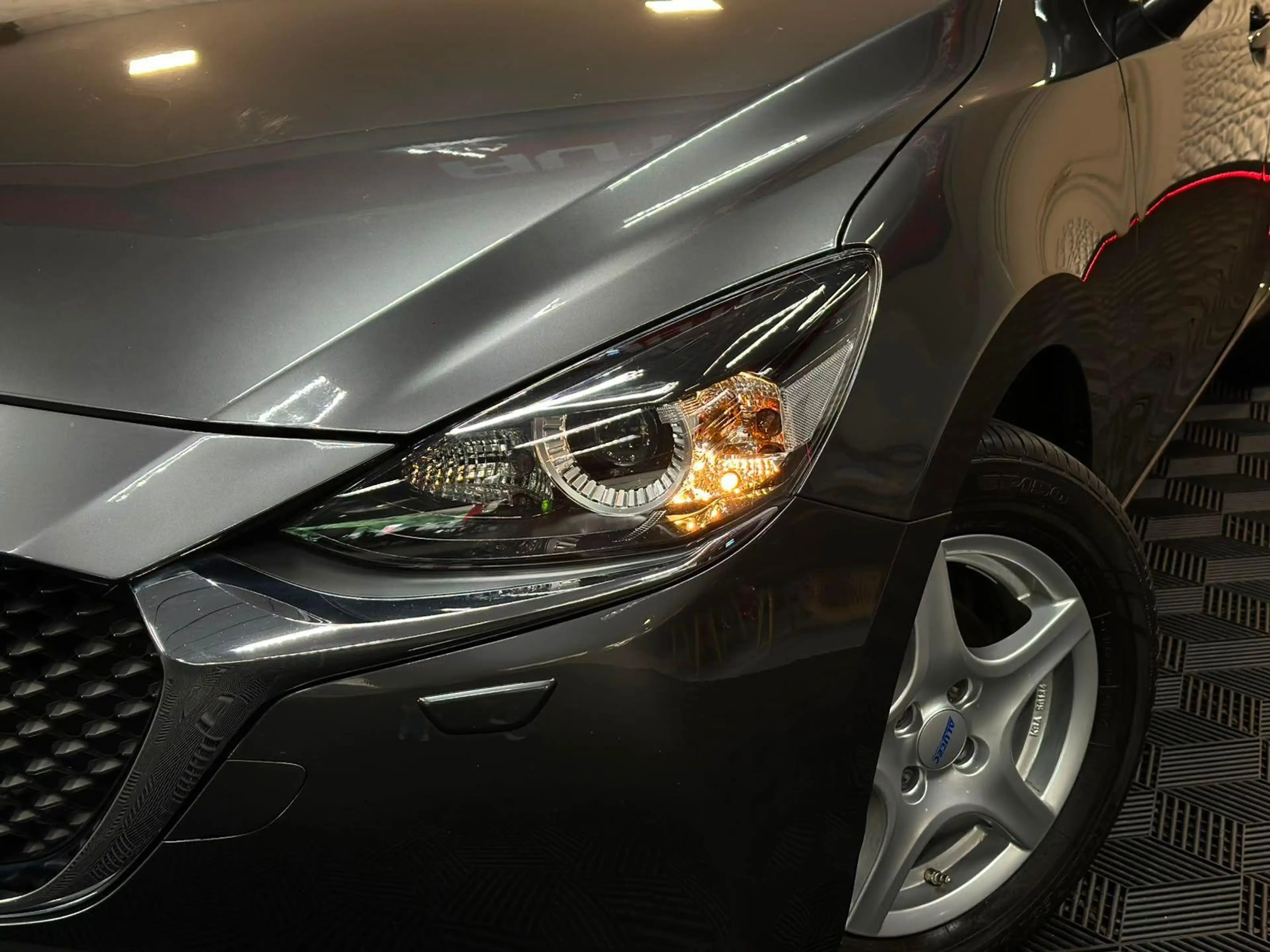 Mazda 2 1.5 CENTER-LINE SKYACTIVE CARPLAY#LED#SHZ#1HD — photo 9