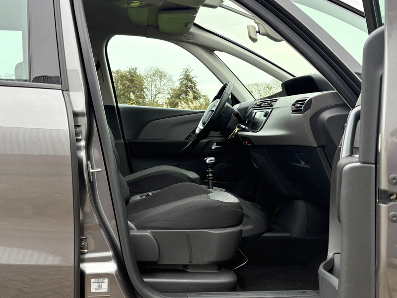 Citroen Grand C4 SpaceTourer 1.2 PureTech 7pers Business - Gris Platinium - Cru — photo 15