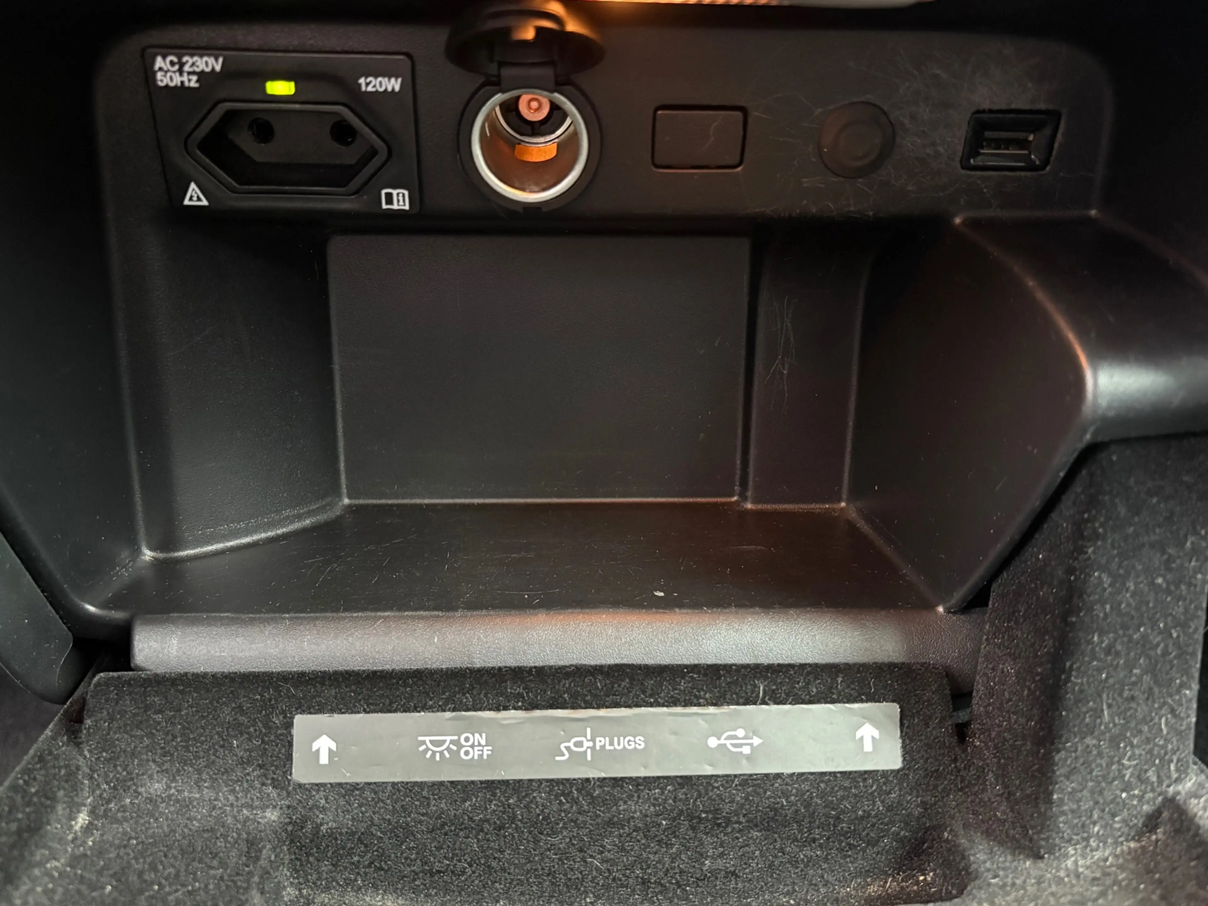 Citroen Grand C4 SpaceTourer 1.2 PureTech 7pers Business - Gris Platinium - Cru — photo 30