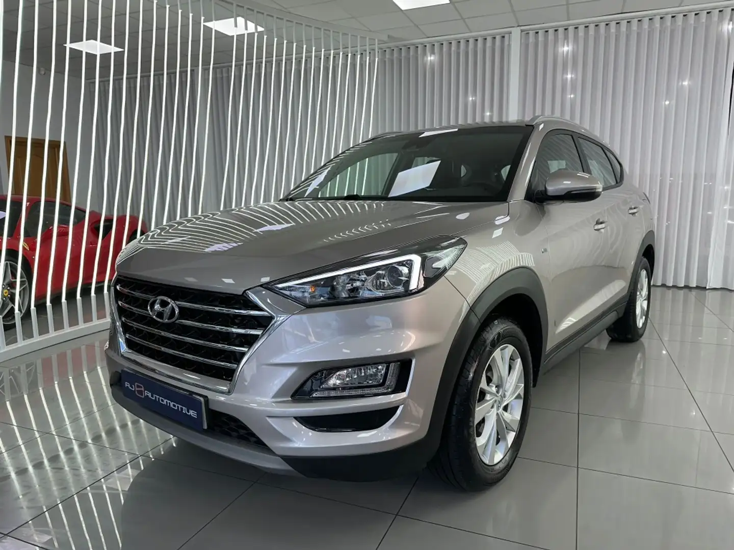 Hyundai TUCSON 1.6CRDI 48V SLE 4x2 Gris - 1