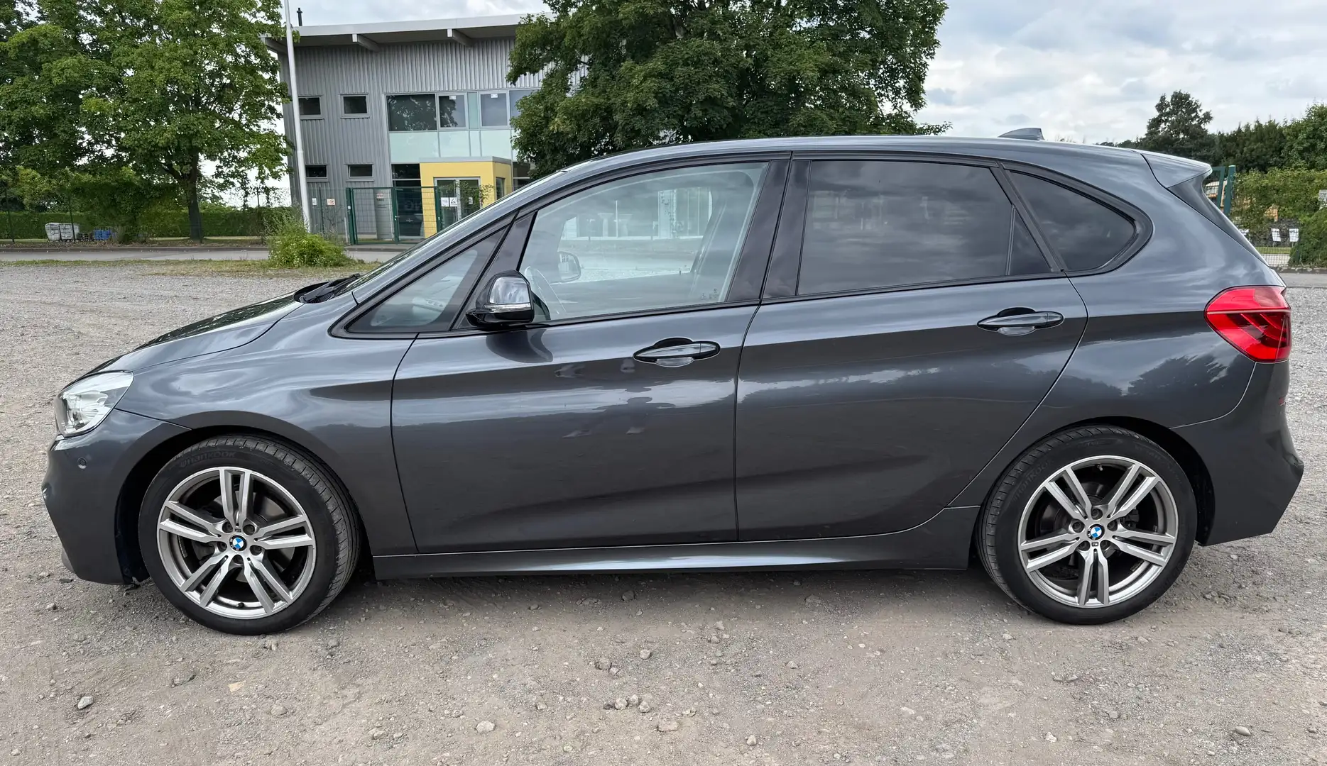 BMW 220 220d Active Tourer xDrive Aut.M Sport Gri - 2