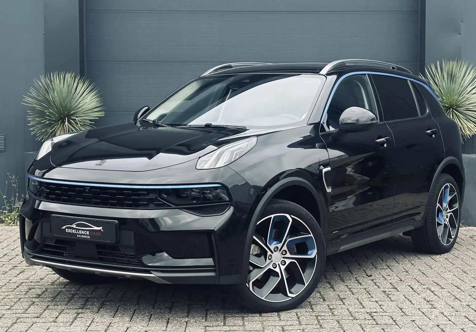 Lynk & Co 01 1.5 Zwart - 2
