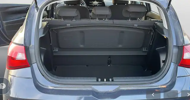 Hyundai i20 view 12