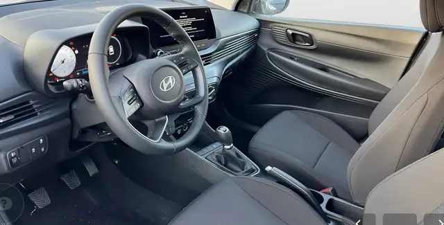 Hyundai i20 view 7