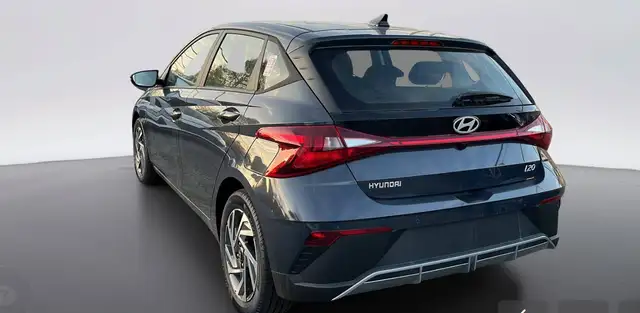 Hyundai i20 view 4