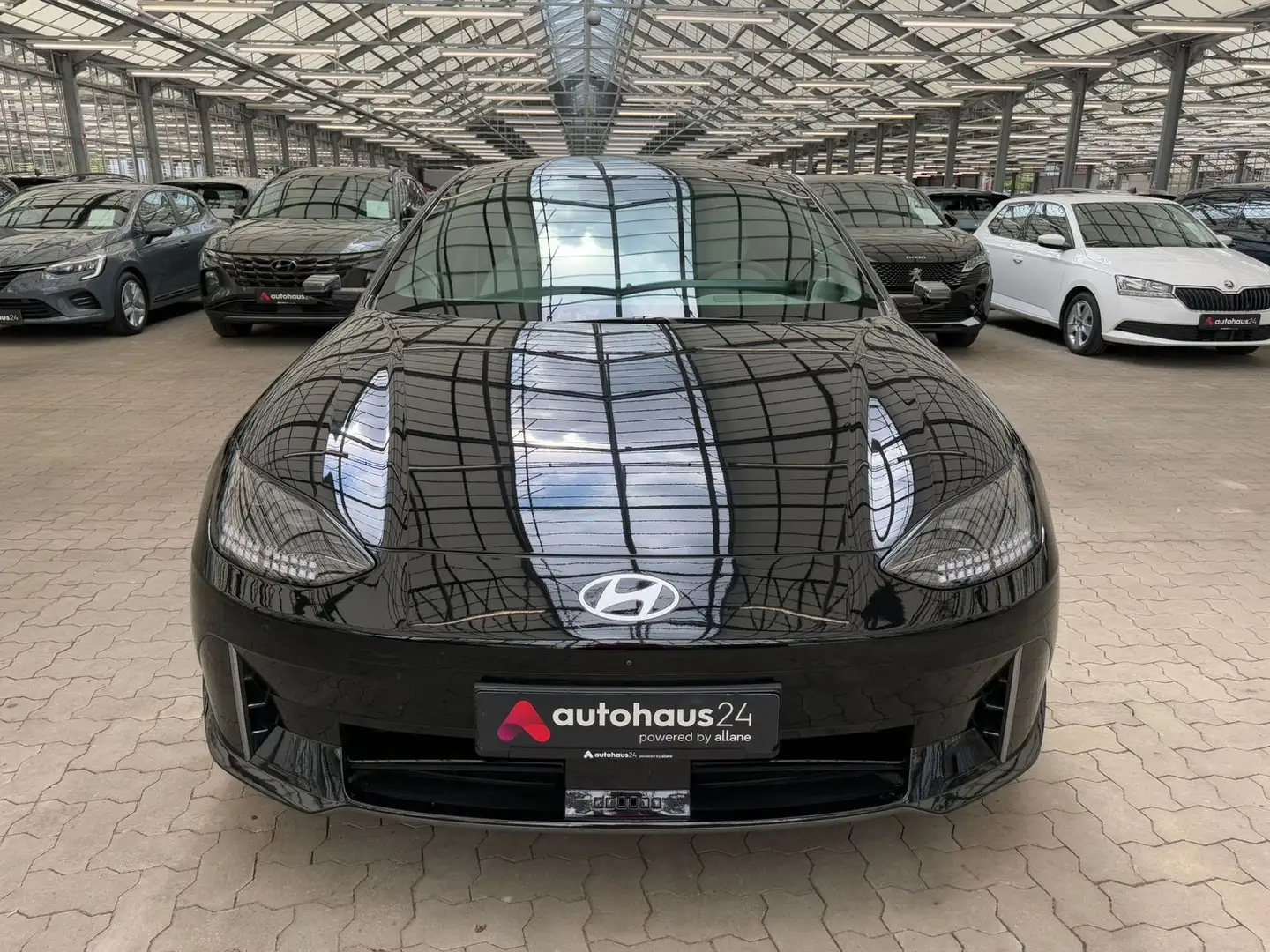 Hyundai IONIQ 6 Uniq 77,4 kWh|DSM|BOSE|HeadUp|LED Schwarz - 2
