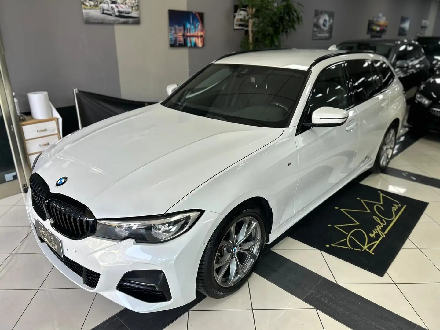 BMW 320 d 48V xDrive Touring Msport auto Bianco - 1