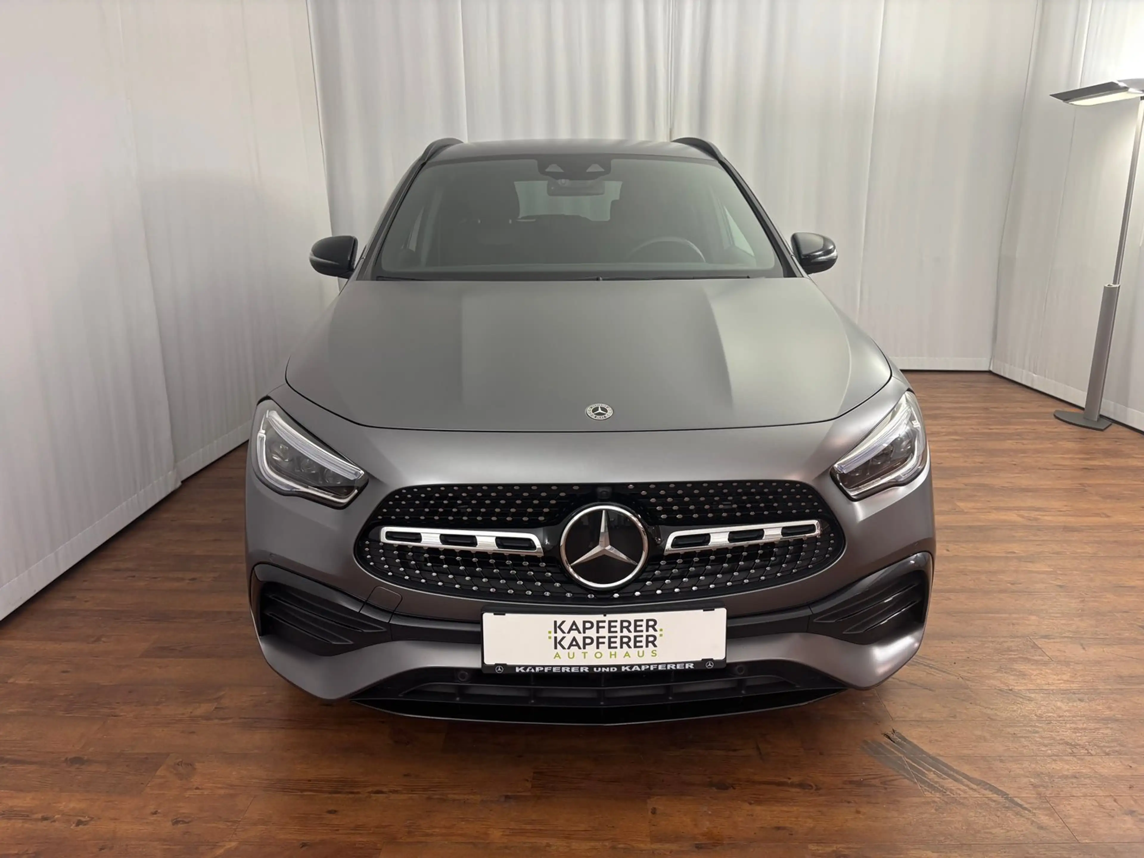 Mercedes-Benz GLA 220 220 d 4MATIC Aut. — photo 3