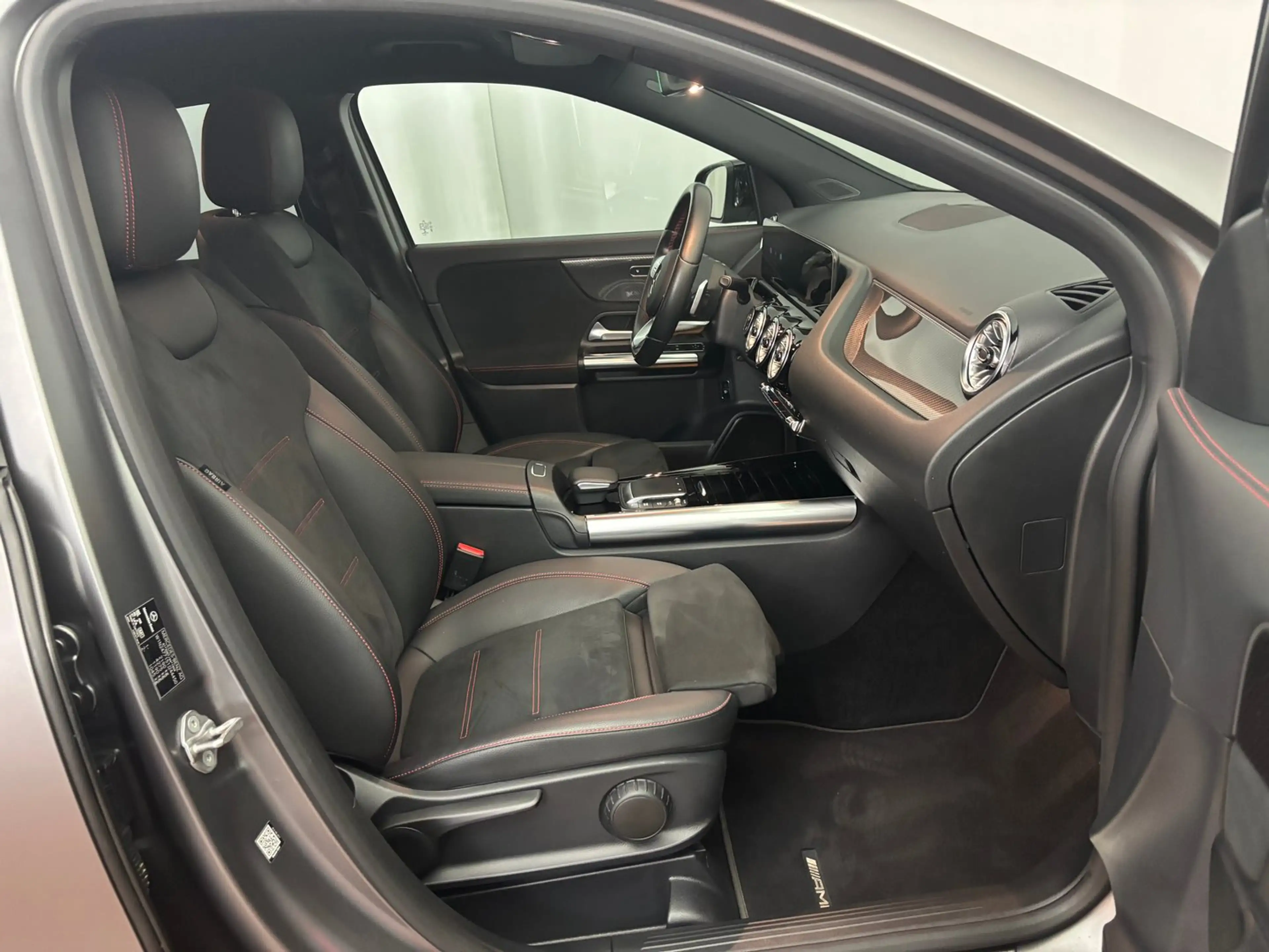 Mercedes-Benz GLA 220 220 d 4MATIC Aut. — photo 9