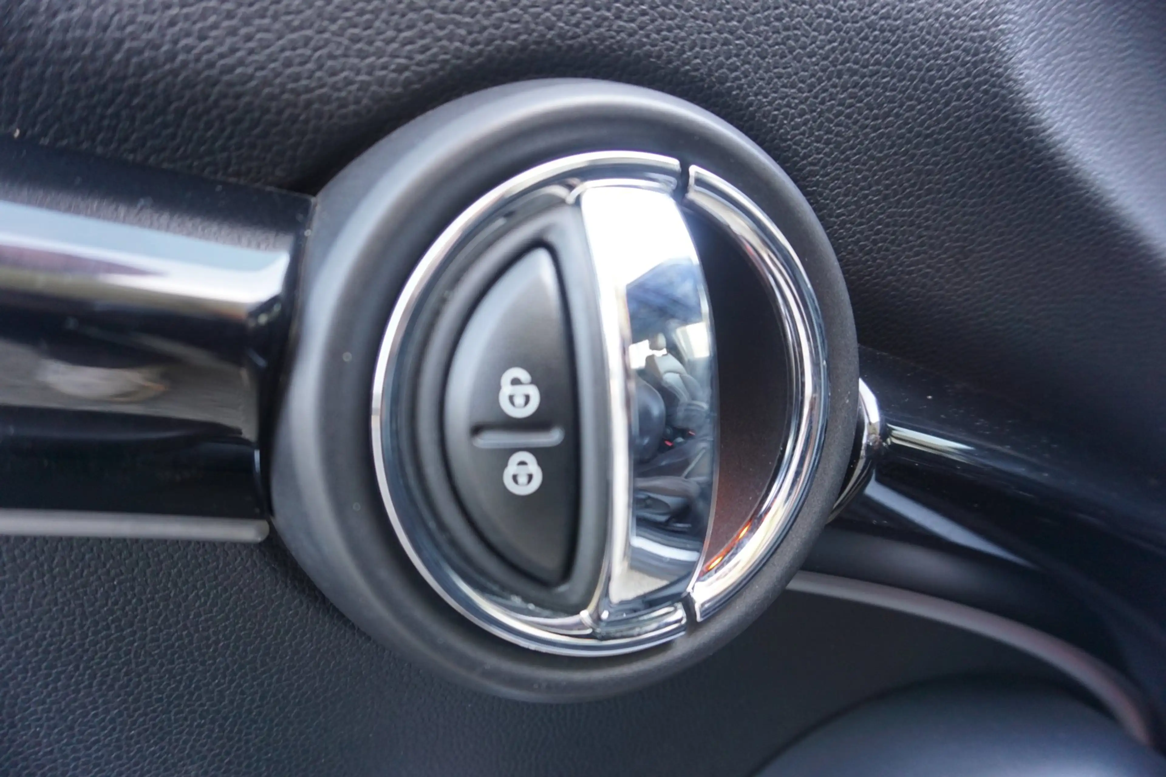 MINI Cooper D 3-Deurs 1.5 — photo 8