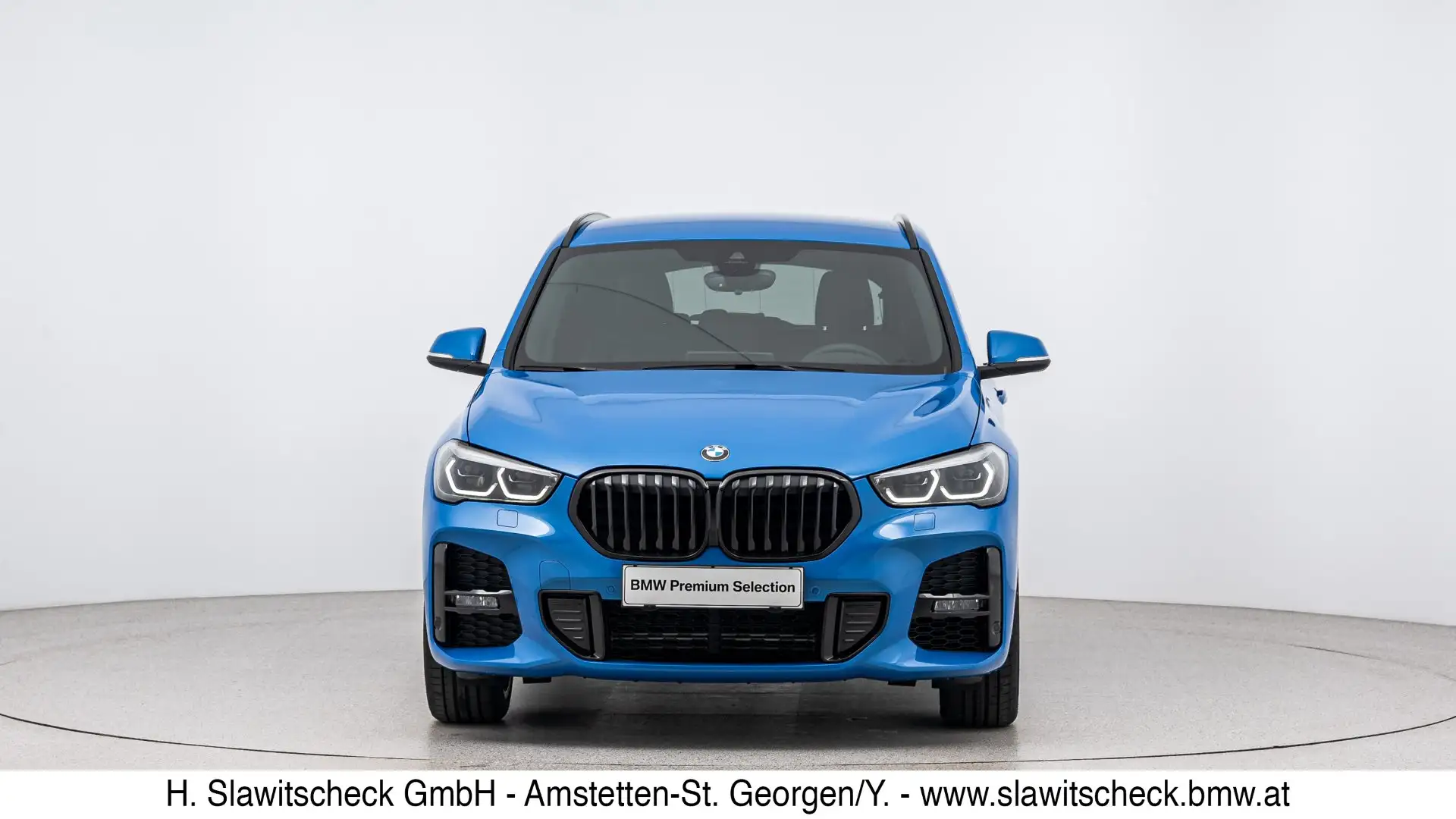 BMW X1 xDrive25e Blau - 2