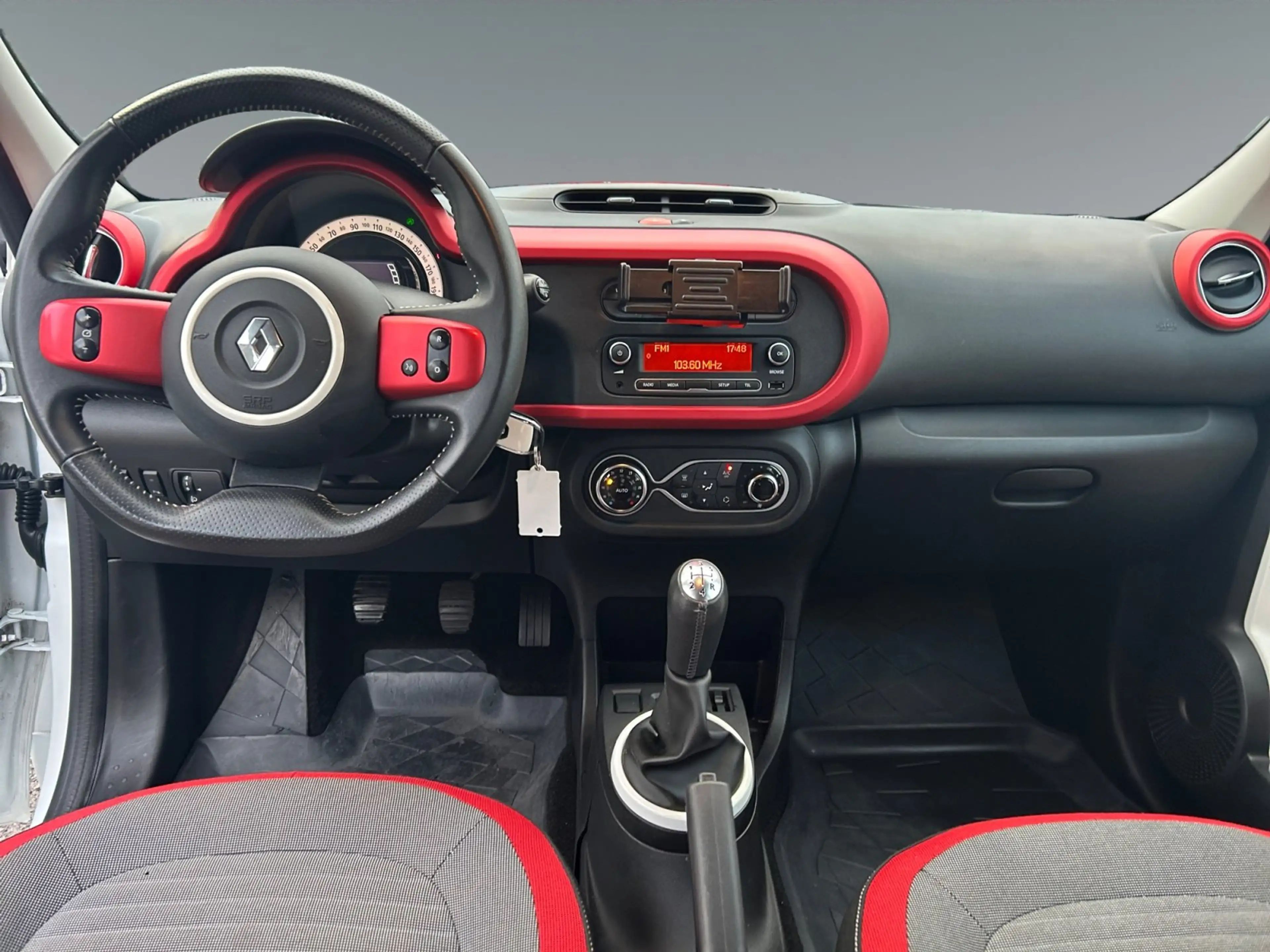 Renault Twingo SCe 70 Chic *PDC*BT*TEMP*ALLWETTER* — photo 10